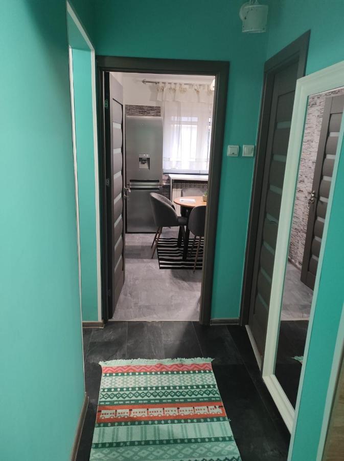 بوخارست Private Room Near 3 Min Metrou Crangasi, 40 M2 المظهر الخارجي الصورة