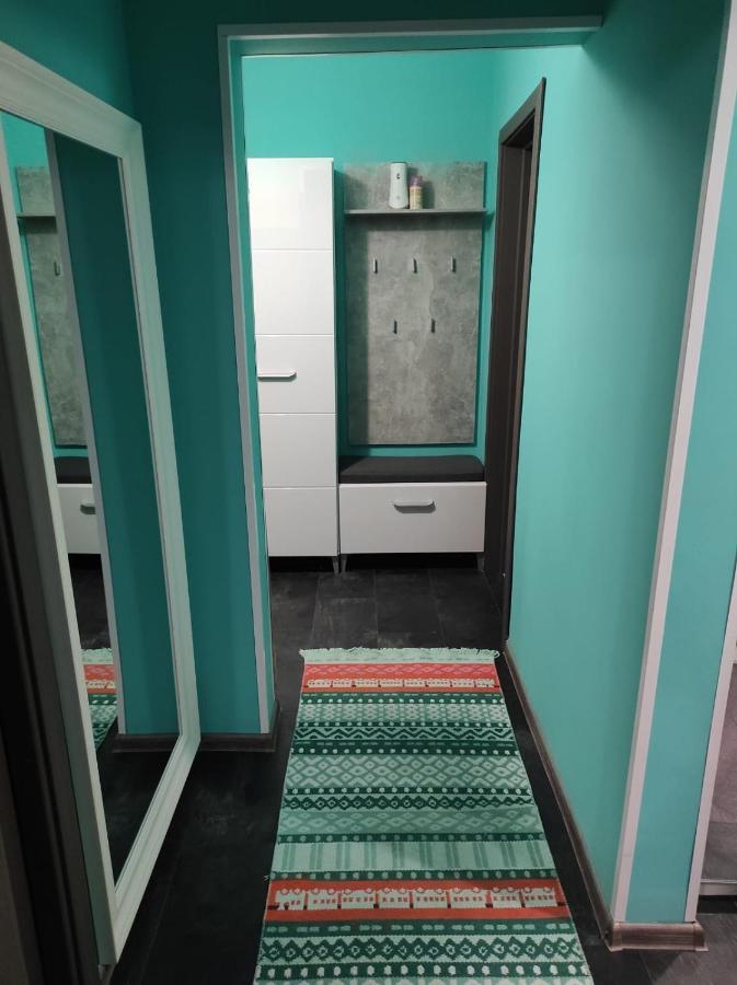 بوخارست Private Room Near 3 Min Metrou Crangasi, 40 M2 المظهر الخارجي الصورة