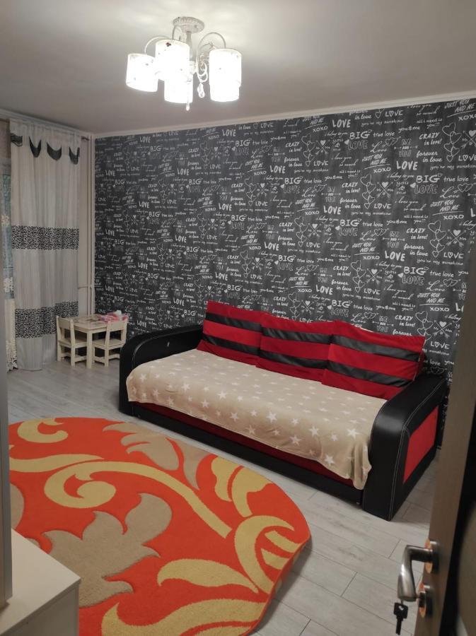 بوخارست Private Room Near 3 Min Metrou Crangasi, 40 M2 المظهر الخارجي الصورة